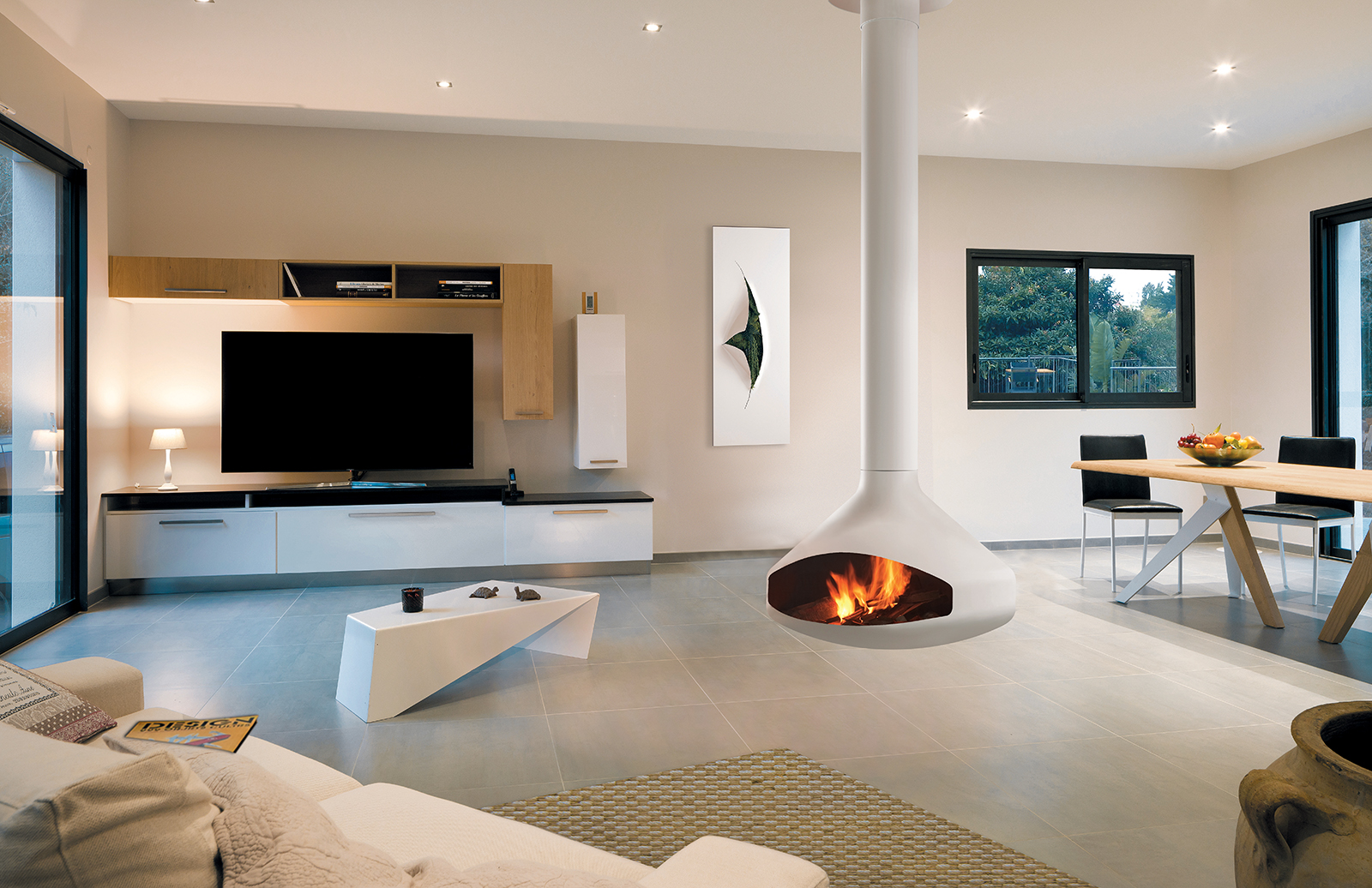 ERGOFOCUS by Focus Fires | Suspended, Open-Faced Fireplace